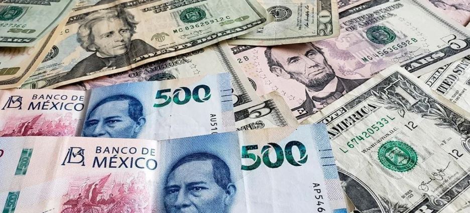 Peso mexicano se fortalece ante dólar