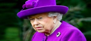 Reina Isabel II reaparece en público tras seis meses