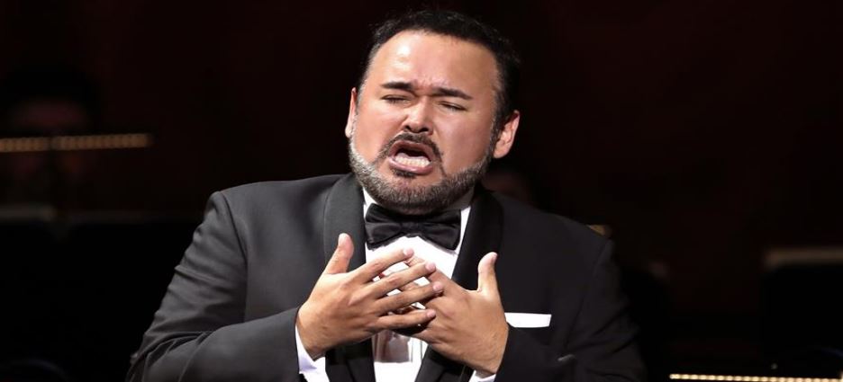 Tenor Javier Camarena conquista al público
