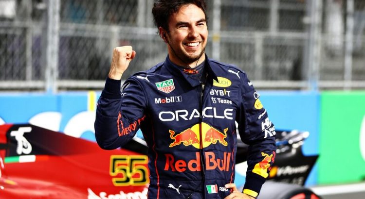 Checo Pérez consigue la pole position en el gran Premio de Arabia