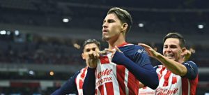 Chivas gana en el Estadio Azteca