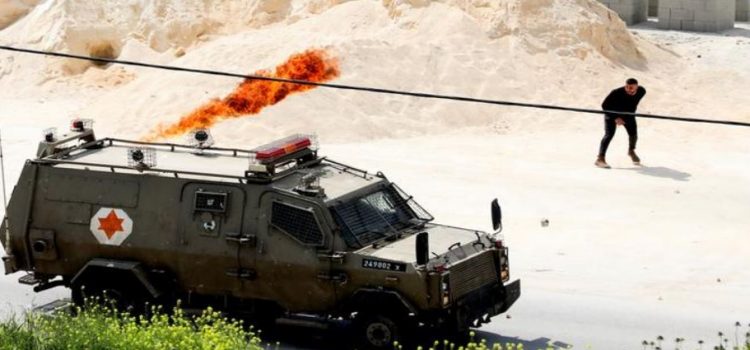 Ejército israelí ataca a tiros a civiles