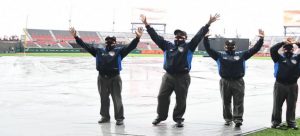 Lluvia suspende juego entre Diablos y Mariachis