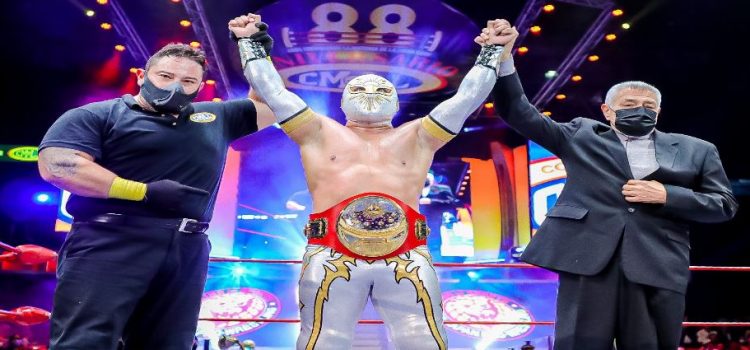 Místico es Campeón Universal del CMLL