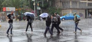 Se presentan lluvias este viernes