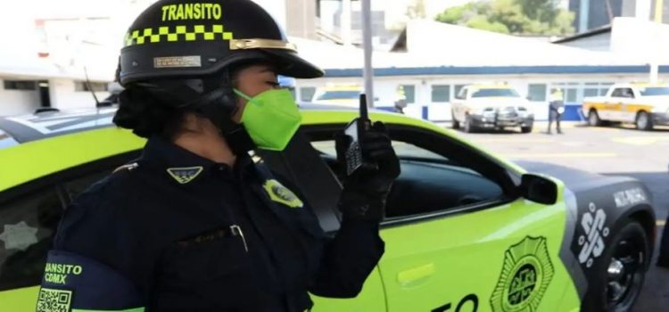 Así serán las nuevas patrullas y uniformes para policías de tránsito