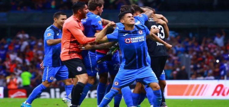 Cruz Azul en penales llega a la liguilla