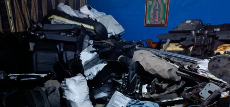 Decomisan 300 toneladas de autopartes durante cateo en inmueble de Iztapalapa