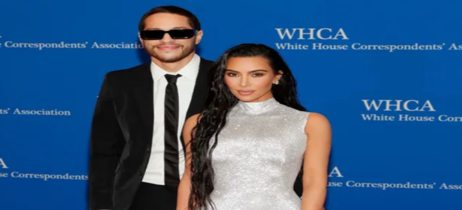 Kim Kardashian presume a su nuevo novio