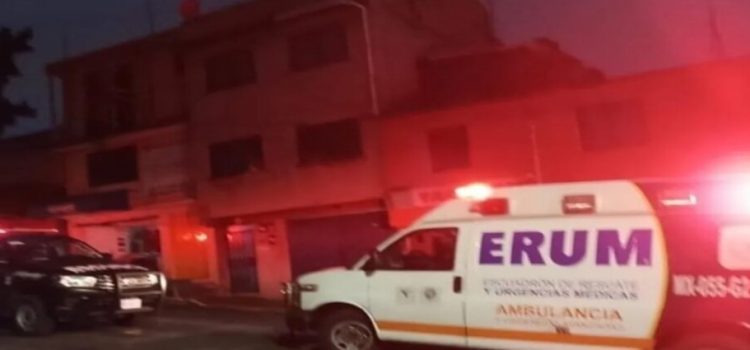 Corto circuito provoca incendio en un departamento