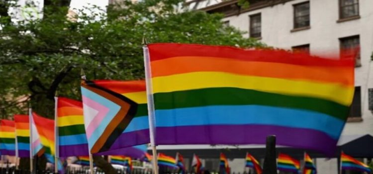 Aprueban ley para prohibir “propaganda LGBT+” en medios de comunicación de Rusia