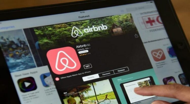 Hoteleros exigen regular a Airbnb en materia de registros y permisos