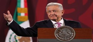 AMLO le exige a Musk que compruebe que Twitter es confiable y ético