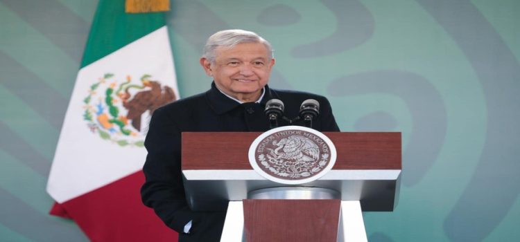 “Presume” AMLO mejor posición que Joe Biden en encuesta