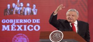 AMLO critica a Estados Unidos por opinar sobre Perú