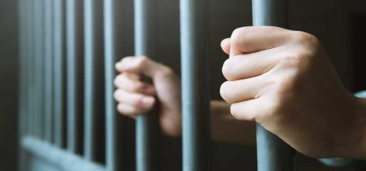 Sentenciado a 115 años de cárcel por abusar 10 veces de una menor