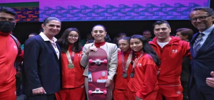 Ceremonia de reconocimiento a lo mejor del deporte 2022 de la Ciudad de México