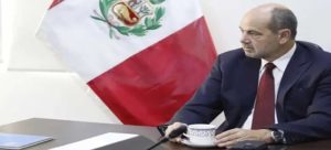 Lanza advertencia a México el Ministro de Perú