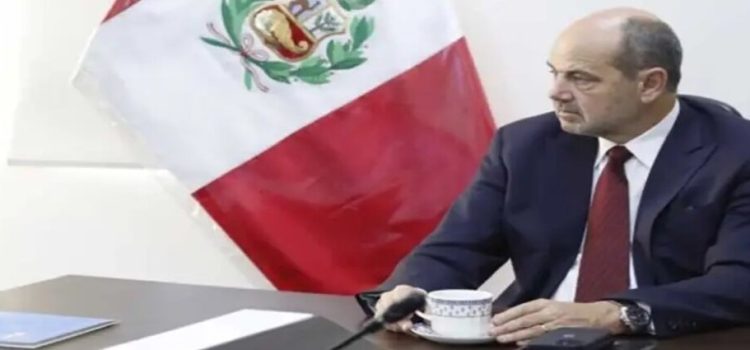 Lanza advertencia a México el Ministro de Perú