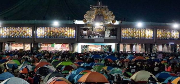 Llegan millones de peregrinos a la Basílica de Guadalupe