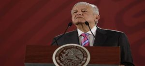 Nominan a AMLO a ser el "tirano del año"