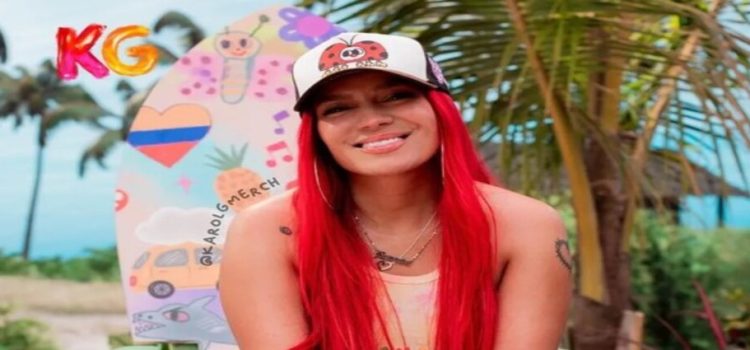 Karol G pide código de vestimenta para acudir a sus conciertos