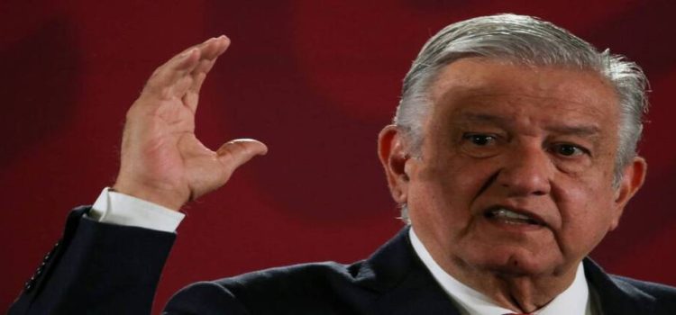 AMLO arremete contra ministros por invalidar el pase de la Guardia Nacional al Ejército