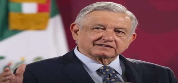 AMLO aumentará el sueldo de maestros de México