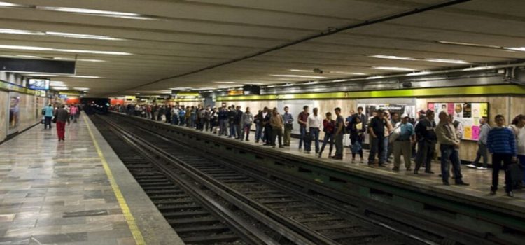 Un hombre se arrojó a las vías de la Línea 3 del Metro