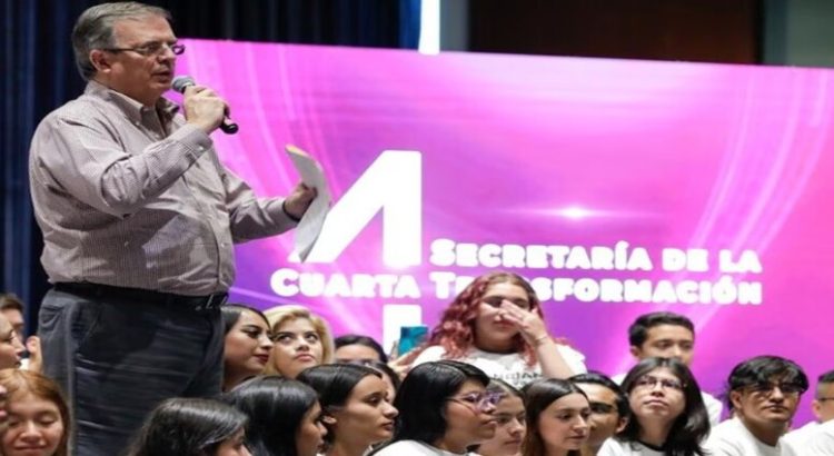 Marcelo Ebrard propone crear la Secretaría de la 4T y estaría a cargo de un hijo de AMLO