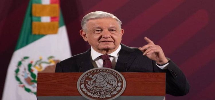 AMLO pide a las “corcholatas” cero politiquería en su mitin del 1 de julio