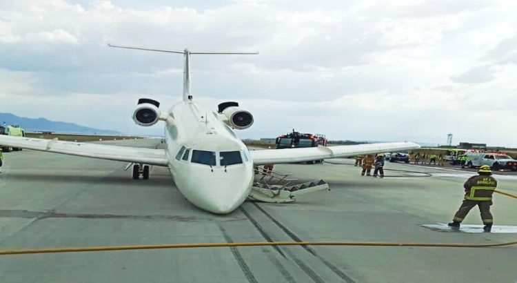 Avión de la FGE realizó un aterrizaje de emergencia en el AIFA