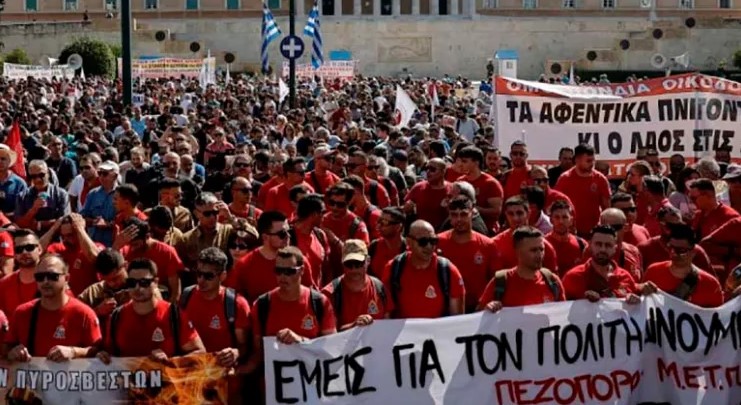 Aprueba Grecia ampliar la jornada laboral hasta 13 horas diarias