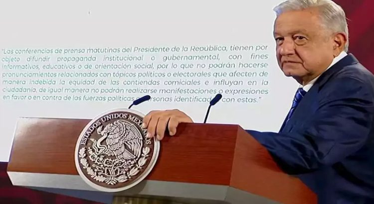 AMLO añadirá mensaje de advertencia en las mañaneras por orden del INE