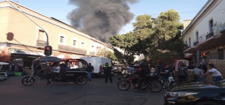 Se incendió una bodega del Centro Histórico de CDMX