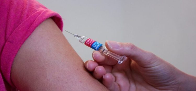 En CDMX hay un avance del 50% en la vacunación contra el VPH en estudiantes