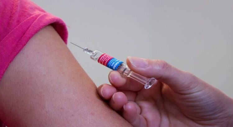 En CDMX hay un avance del 50% en la vacunación contra el VPH en estudiantes