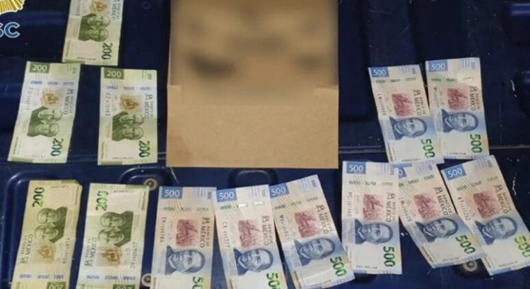 Detienen a tres presuntos extorsionadores en CDMX