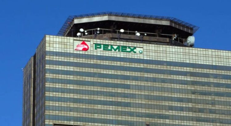 Desalojaron torre de Pemex en CDMX por la presencia de un supuesto artefacto explosivo