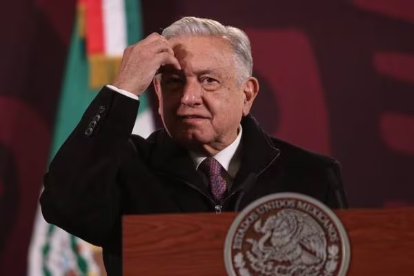 AMLO asegura que refinería de Cadereyta, en Nuevo León, no contamina