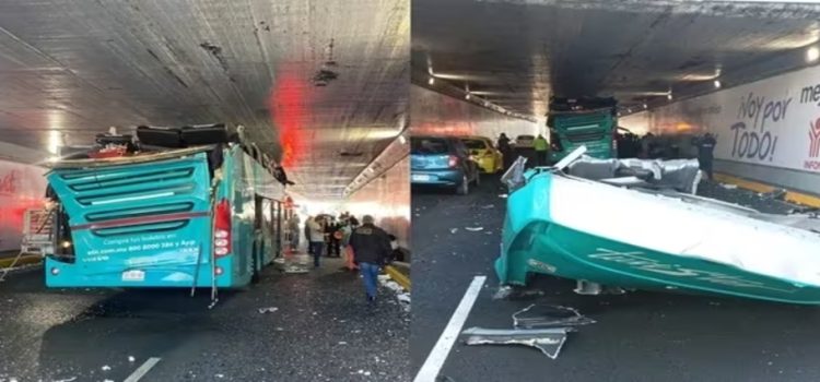 Camión de pasajeros queda atorado en el Viaducto Miguel Alemán y deja 14 heridos