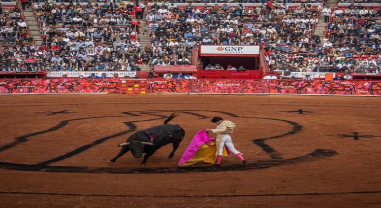 Plaza de Toros México si tendrá corrida el domingo 4 y lunes 5 de febrero