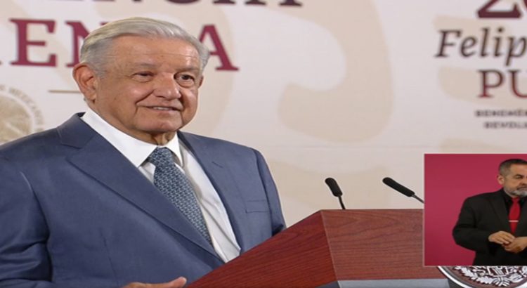 AMLO anuncia su nueva sección de la mañanera: ¿Quién es quién en los bots?