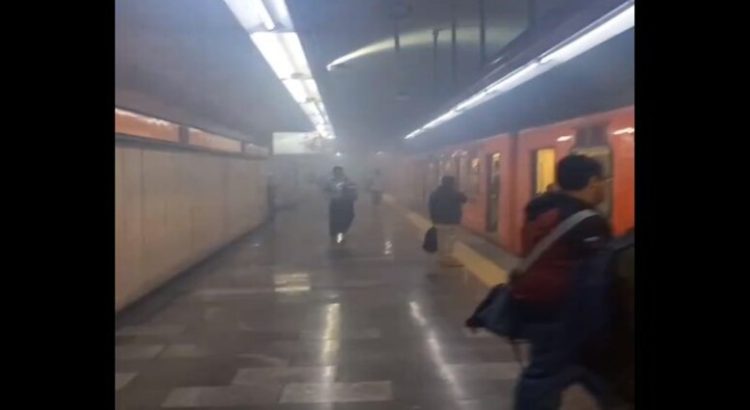 Usuarios reportan humo en la L7 y falta de luz en la L9 del Metro CDMX