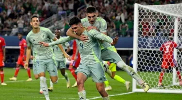 México golea y avanza a la final