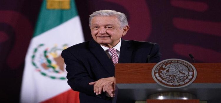 AMLO anuncia que este mes buscarán concretar compra de seis hospitales concesionados