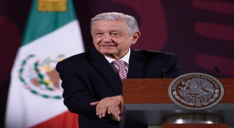 AMLO anuncia que este mes buscarán concretar compra de seis hospitales concesionados