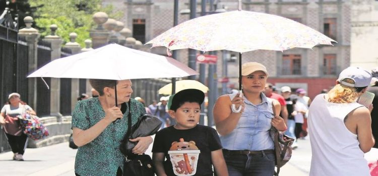 CDMX rompió récord histórico de calor de 1998, este fin de semana llegó a los 32.9 grados