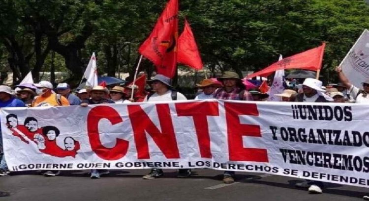 CNTE logra aumento salarial del 13%