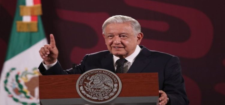 AMLO promete elecciones limpias, libres y pacíficas